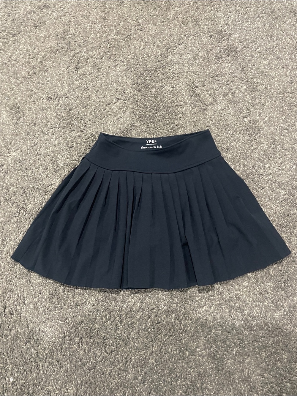 abercrombie kids black pleated tennis skirt with shorts - size 5-6